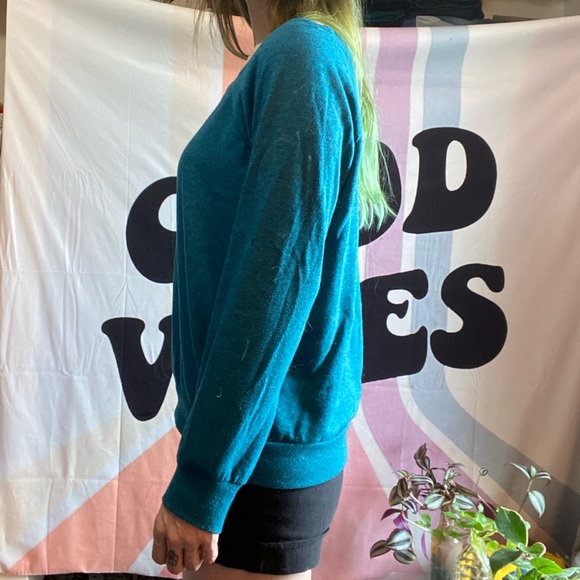 Off-The-Shoulder Sweater - Picture 3 of 6